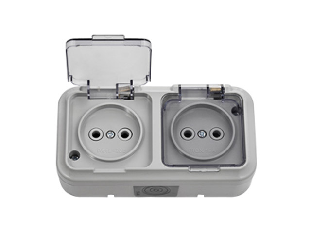 Розетка 2-ая (открытая, б/з, брызг. защ.) серая, Пралеска Аква, Bylectrica (IP54 пылебрызгозащищенные, прозрачная крышка) Розетка 2-ая (открытая, б/з, брызг. защ.) серая, Пралеска Аква, Bylectrica (IP54 пылебрызгозащищенные, прозрачная крышка)
