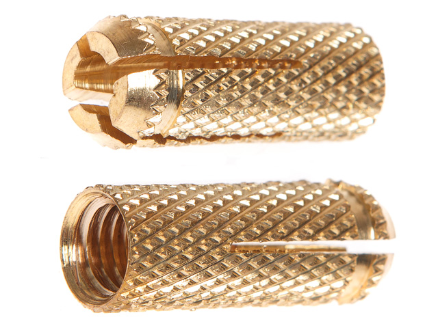 Анкер латунный(цанга) М6 (100 шт в карт. уп.) Анкер латунный(цанга) М6 (100 шт в карт. уп.)